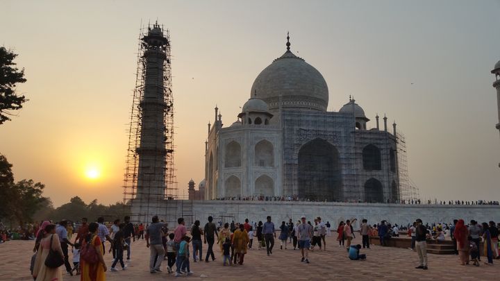Sunset over Taj Mahal